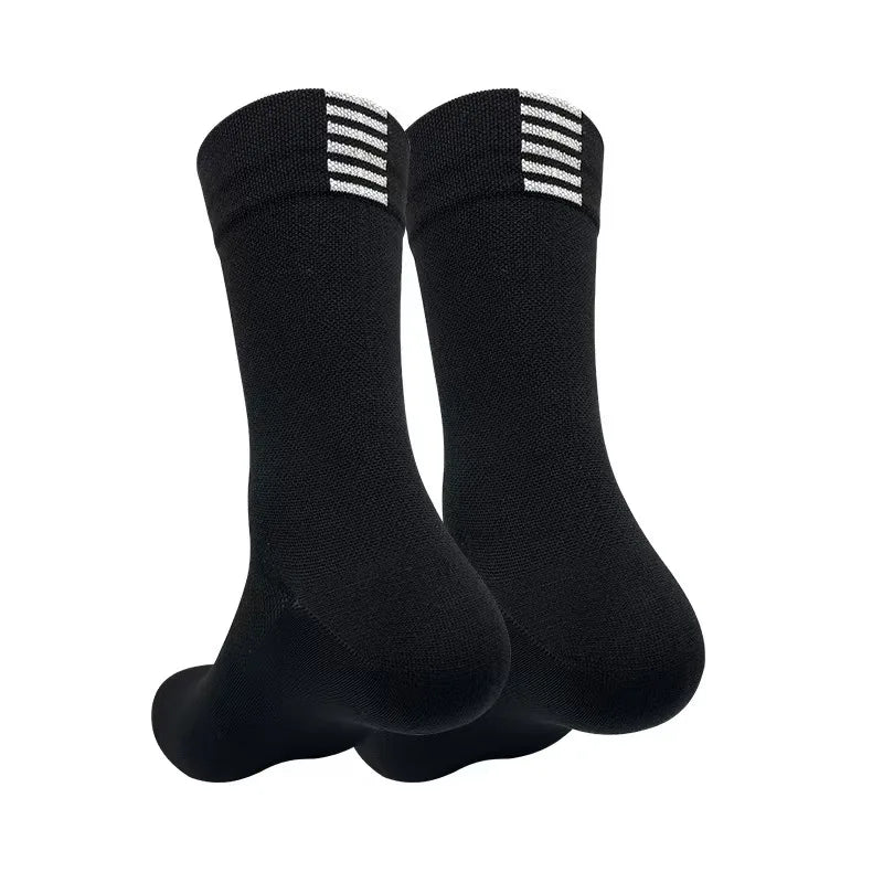 Men Cycling Socks Breathable Mesh Quick Dry Mid Tube